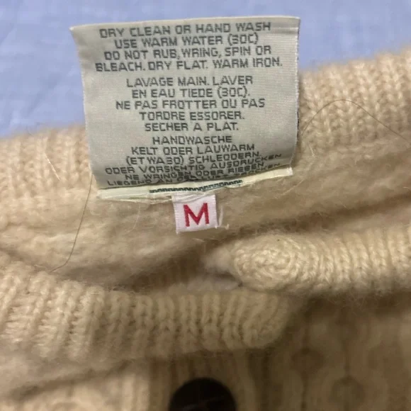 Pure Wool Made in Ireland by Carraig Donn Cozy Cream/beige Cable Knit Sweater - Picture 3 of 7